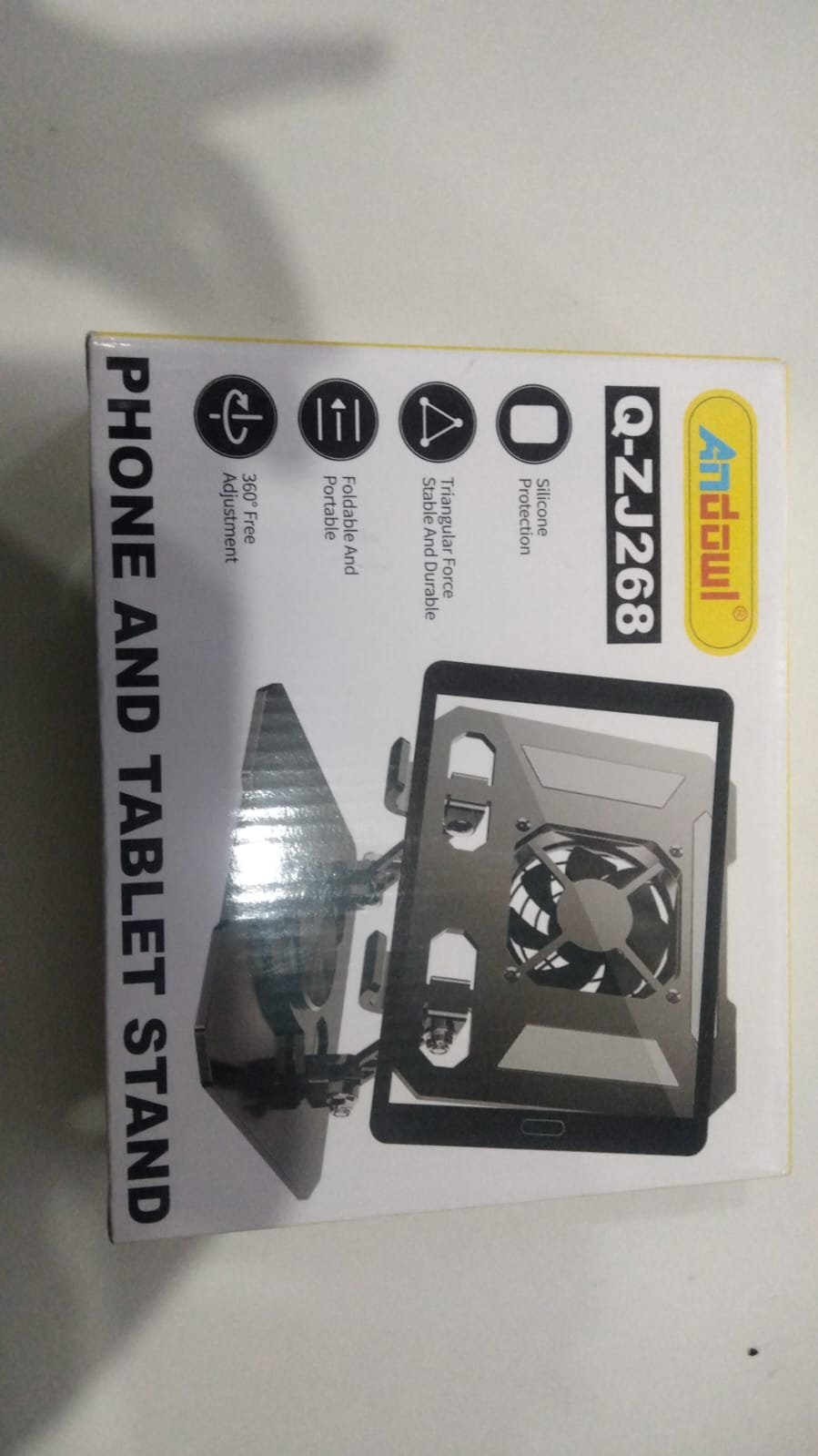 Soporte de tablet metálico con ventilador